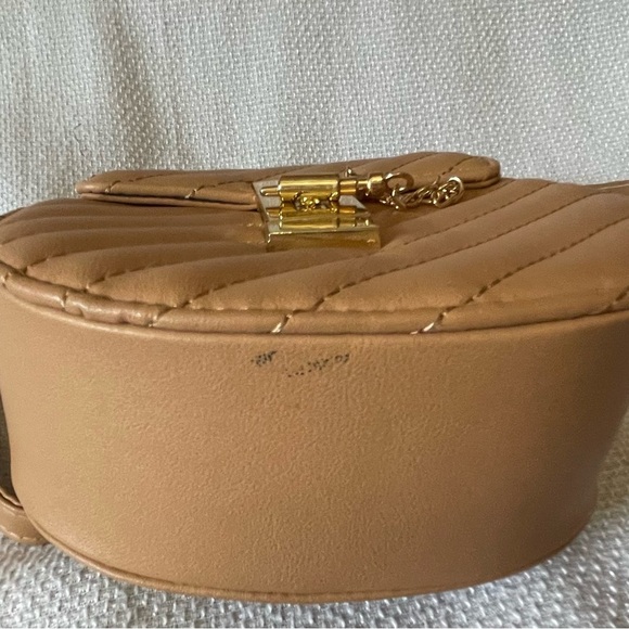 NWT Solar Eclipse Australia quilted saddle bag - Picture 2 of 6